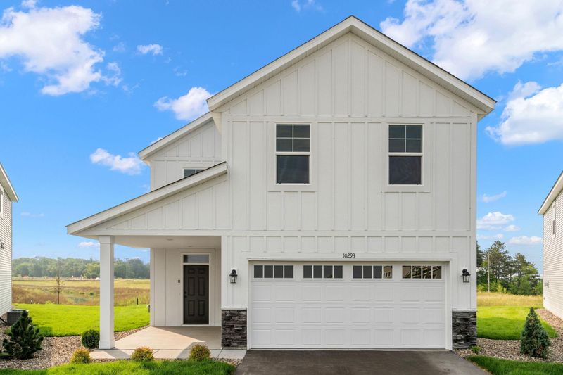 15243 Vicuna St, Ramsey, MN 55303