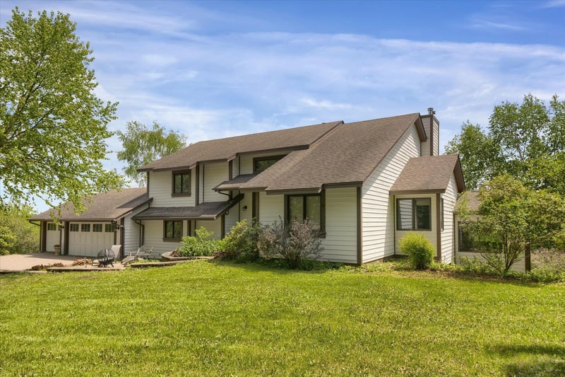 3855 Neal Ave S, Afton, MN 55001