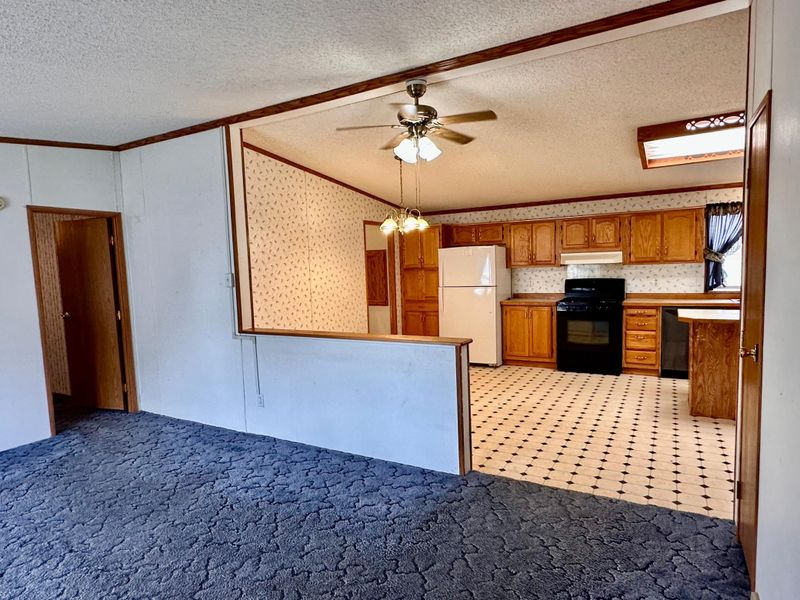 113 4th St S, Grove City, MN 56243