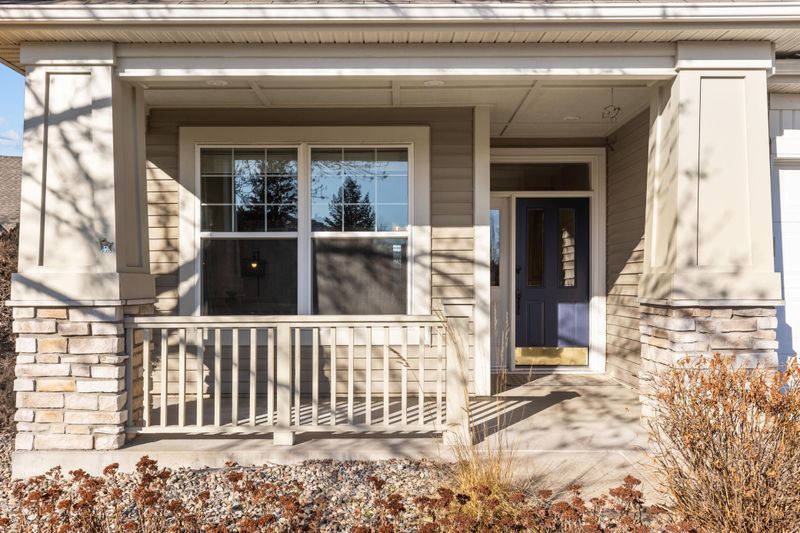 15051 Dundee Ave, Apple Valley, MN 55124