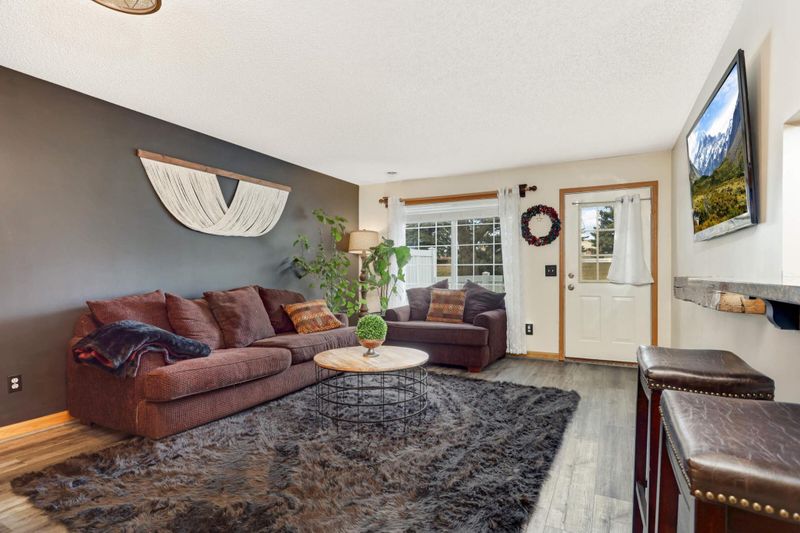 536 Mariner Way, Woodbury, MN 55129