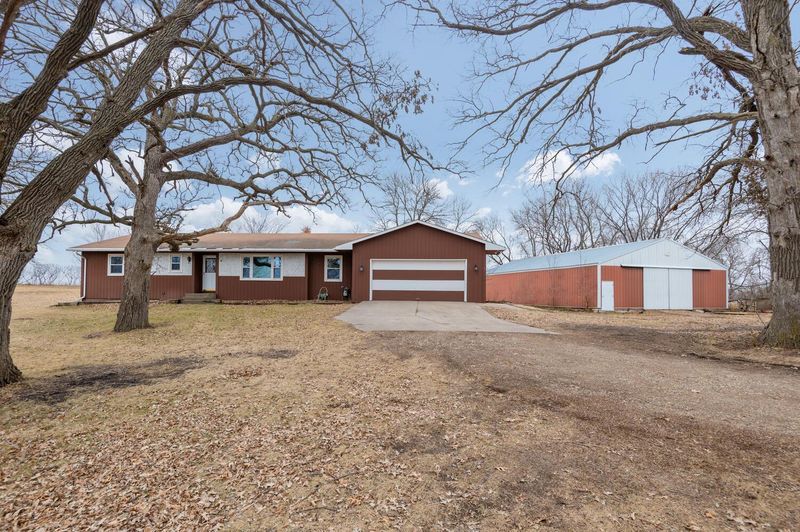 3326 37th St SE, Delano, MN 55328
