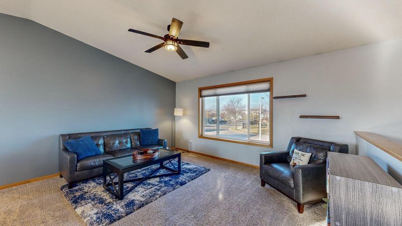5202 Kingston Pl NW, Rochester, MN 55901