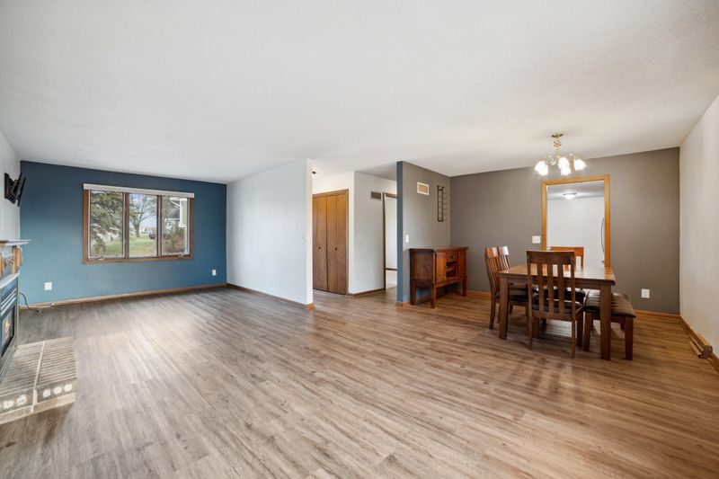 312 Coventry Rd, Le Sueur, MN 56058