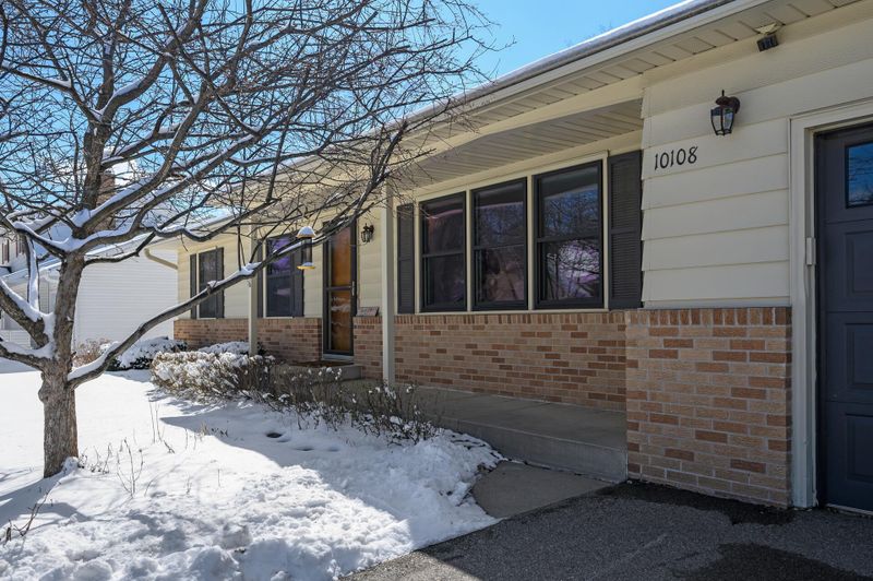 10108 Brookside Ave, Bloomington, MN 55431