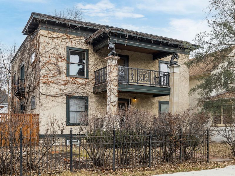 3213 Grand Ave S #3, Minneapolis, MN 55408
