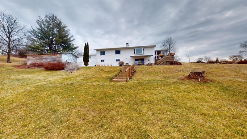 W21429 Brown Addition Ln, Gale Twp, WI 54630