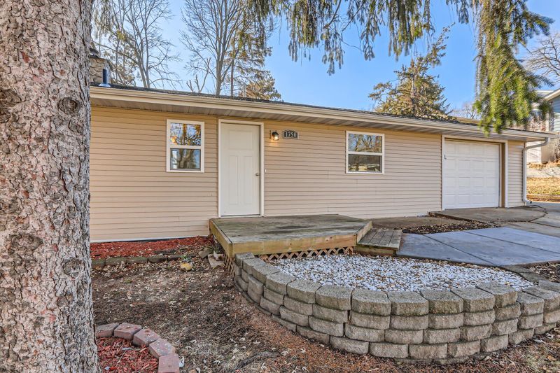 1750 Louise Ave, Saint Paul, MN 55106