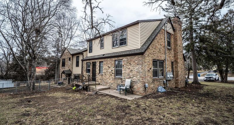 3414 Shady Oak Rd, Minnetonka, MN 55305