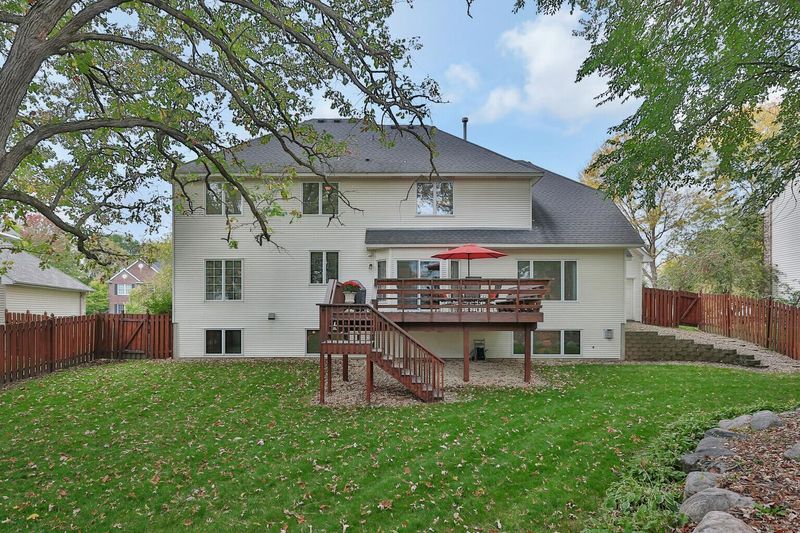 3844 N Ridge Dr, Eagan, MN 55123