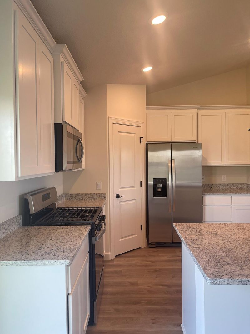 18852 Fillmore St NW, Elk River, MN 55330