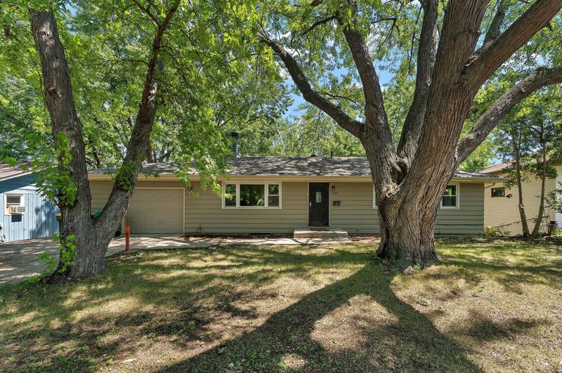 3100 Virginia Ave N, Crystal, MN 55427