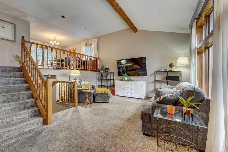 13645 Glendale Trl, Savage, MN 55378