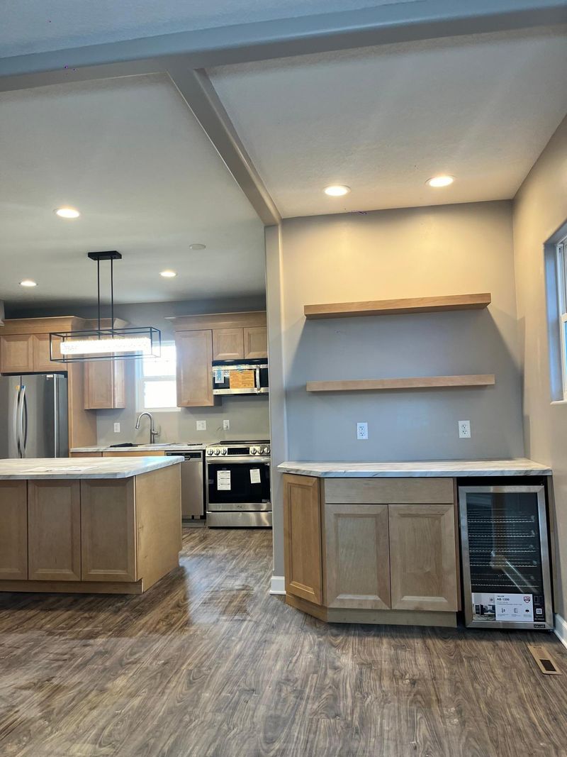 44 1st St SE, Wells, MN 56097