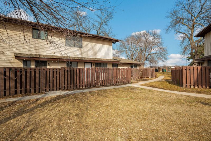 6410 84th Ct N, Brooklyn Park, MN 55445