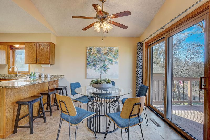 8020 Jensen Ave S, Cottage Grove, MN 55016