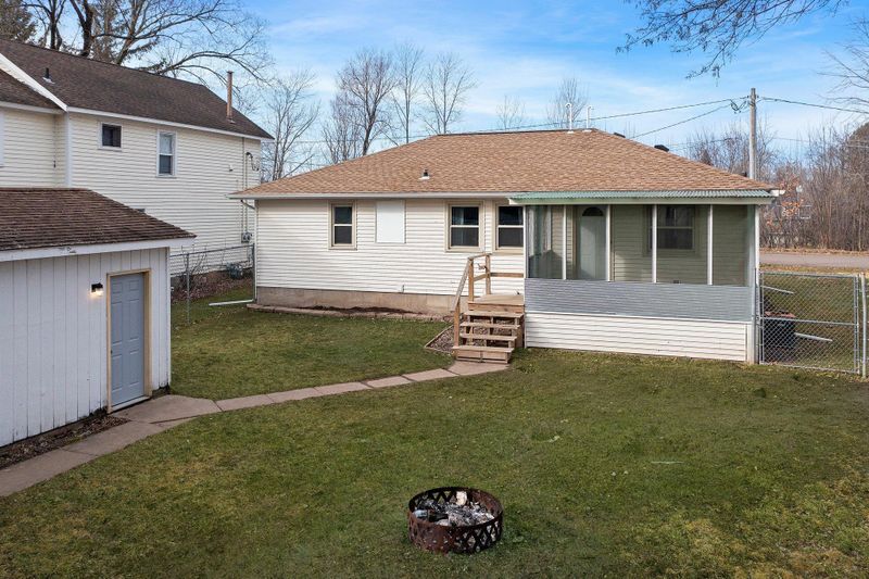 1450 Babcock Ave, Cumberland, WI 54829
