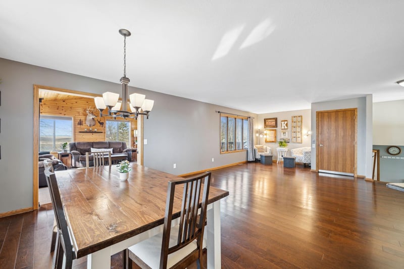 9120 County Road 33, Norwood Young America, MN 55397