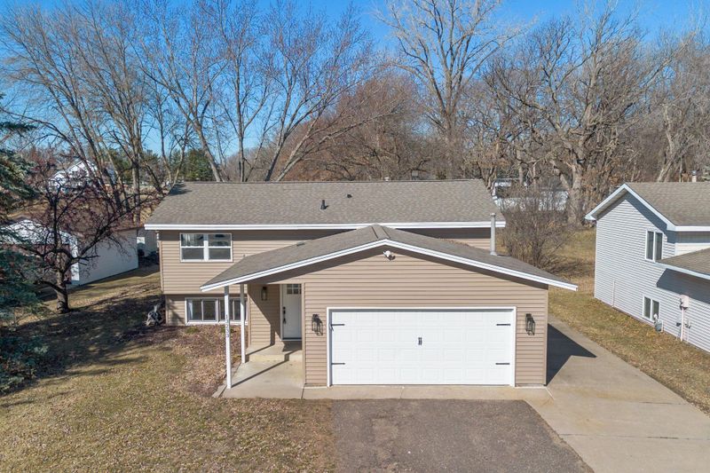 13233 Valley Forge Ln N, Champlin, MN 55316