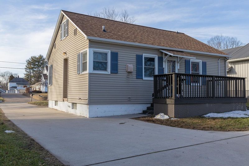 150 Madison St, Mondovi, WI 54755