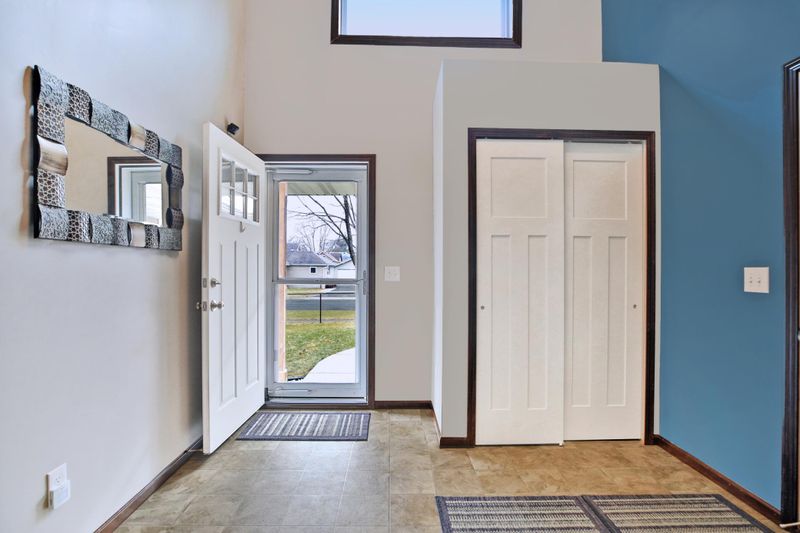 35 Oak St, Farmington, MN 55024