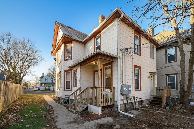 585 Case Ave, Saint Paul, MN 55130