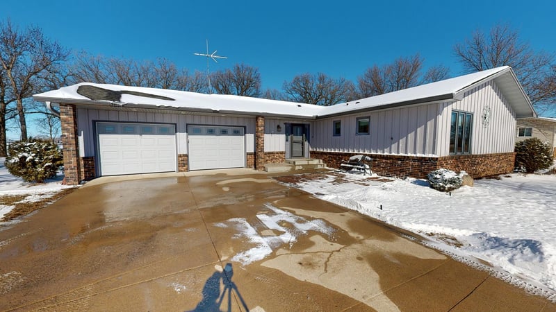 7434 21st Ave NW, Pennock, MN 56279