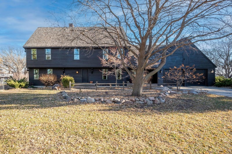 1961 Knollwood Dr, Fairmont, MN 56031
