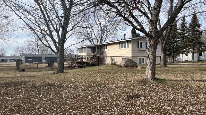 109 17th Ave SE, Saint Joseph, MN 56374