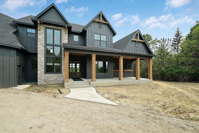 6699 Bridle Pa, Corcoran, MN 55340