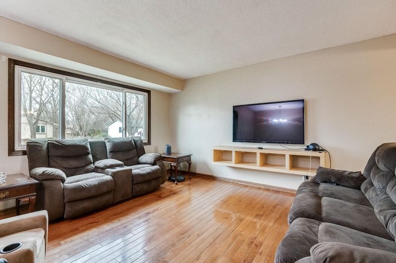 1698 Florence St, White Bear Lake, MN 55110
