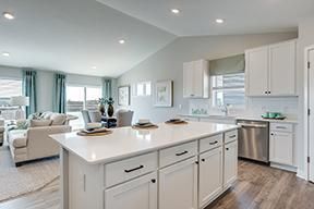 5122 Mustang Cir, Woodbury, MN 55129