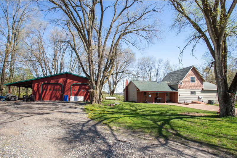 N7471 N Pine Creek Rd, Hixton, WI 54635