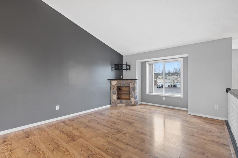 412 15th Ave S, Princeton, MN 55371