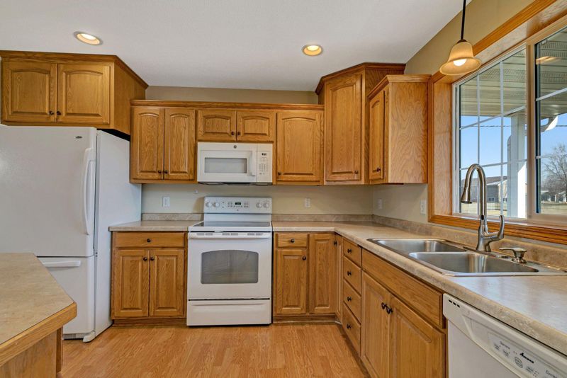 1711 4 1/2 Ave N, Sauk Rapids, MN 56379