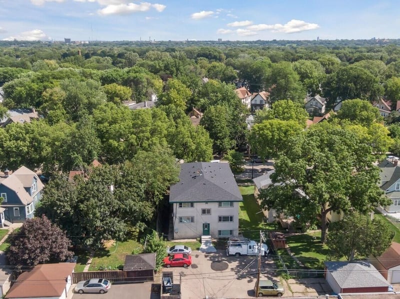 3226 Minnehaha Ave S, Minneapolis, MN 55406