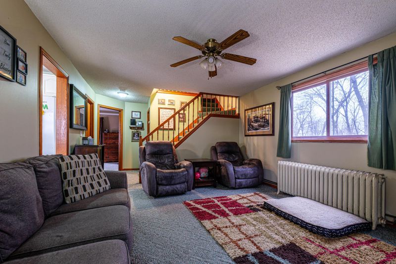 24547 190th St, Hutchinson, MN 55350