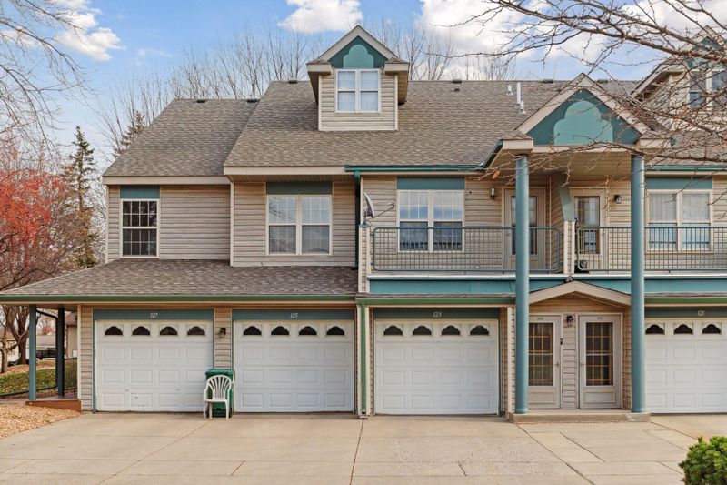 123 Morningside Dr NE, Hutchinson, MN 55350