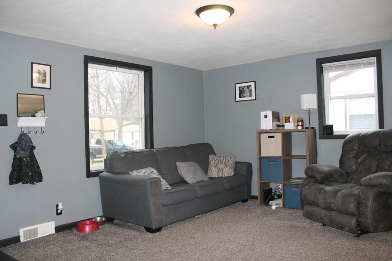 609 N Columbia Ave, Fulda, MN 56131