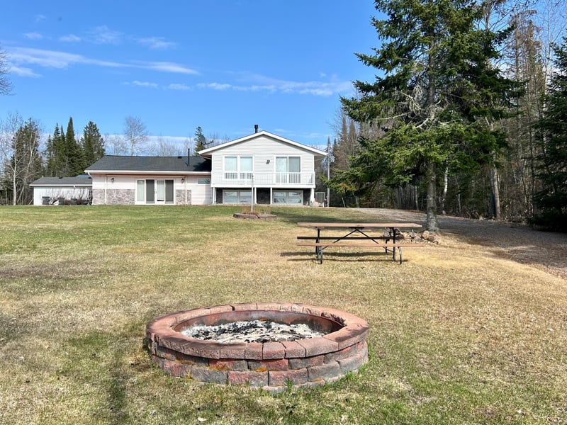41169 Shoal Lake Rd, Nashwauk, MN 55769