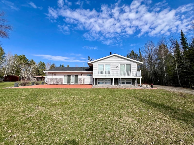 41169 Shoal Lake Rd, Nashwauk, MN 55769