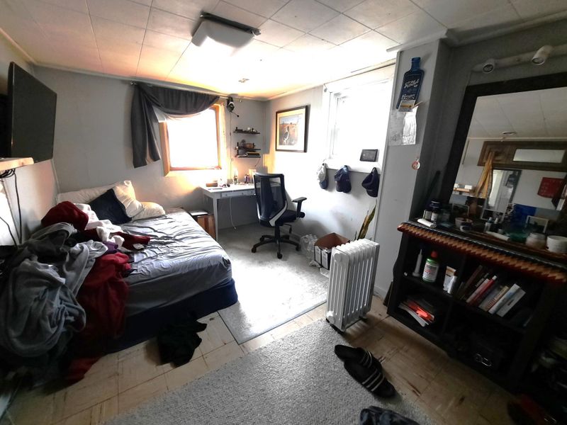 121 4th St W, Menomonie, WI 54751