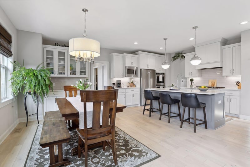 3787 Wescott Cir, Eagan, MN 55123
