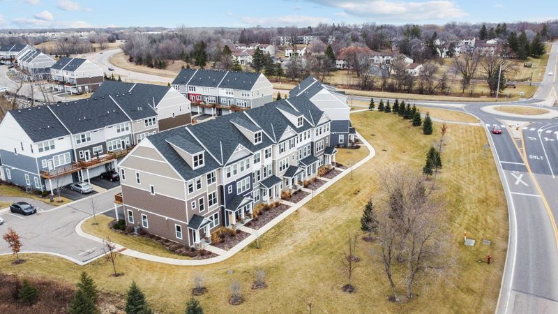 697 Satori Way, Chaska, MN 55318