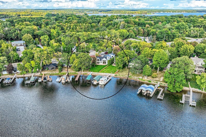 3865 Shoreline Dr, Orono, MN 55391