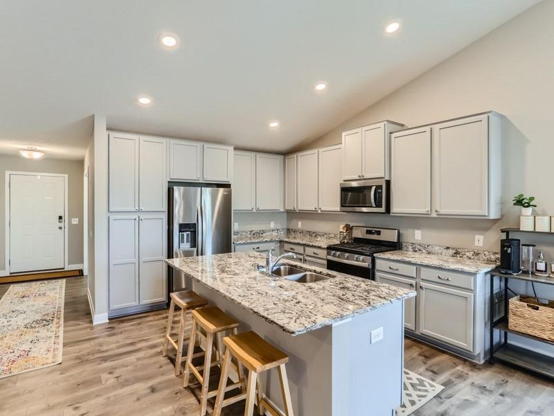 9971 189th Ave NW, Elk River, MN 55330