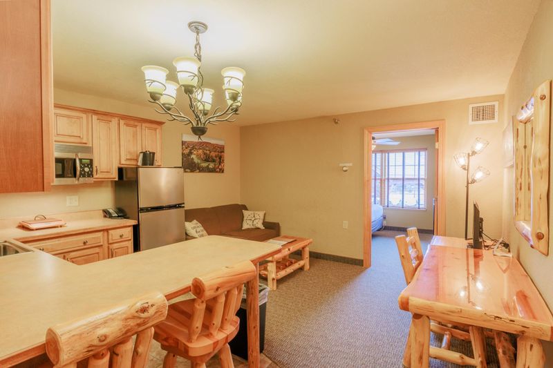 6373 Wynne Creek Dr #214, Biwabik, MN 55708