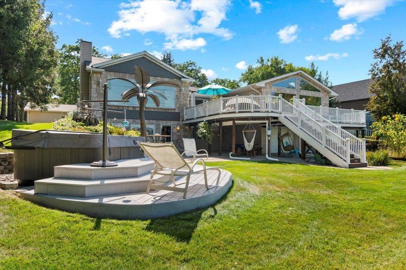3477 Interlachen Dr NE, Ham Lake, MN 55304