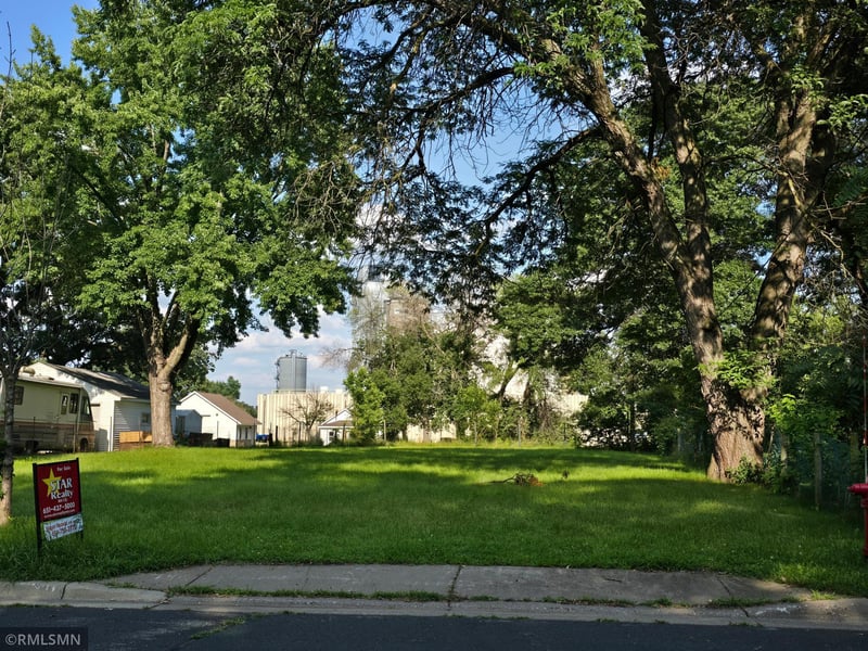 1915 Eddy St, Hastings, MN 55033