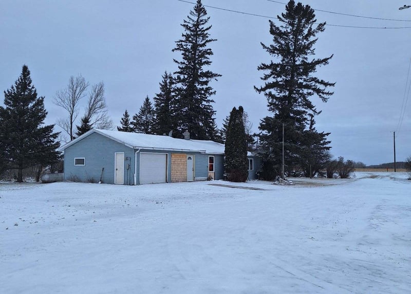 17161 390th St NW, Strandquist, MN 56758
